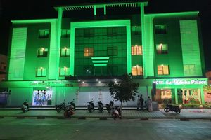Alojamiento - Hotel Sai Vidisha Palace