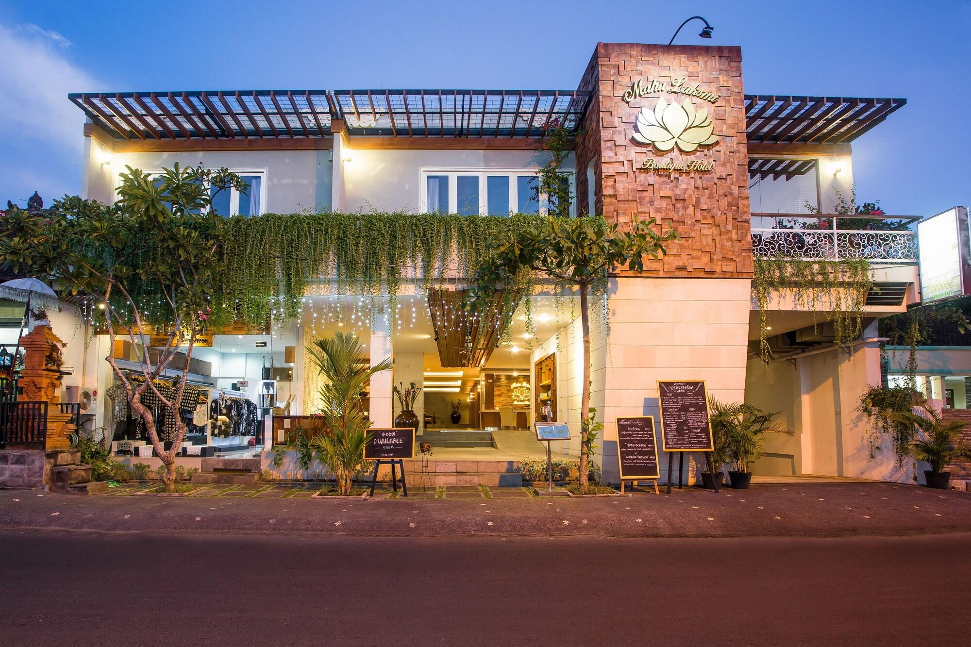 Vista Exterior Mahalaksmi Boutique Hotel