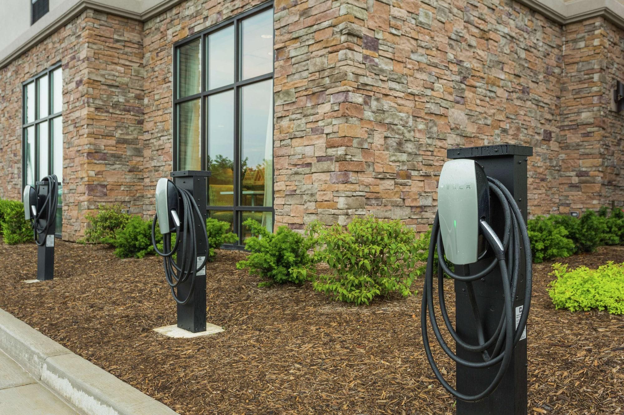 Vista Exterior Hampton Inn Cumberland