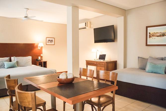 Set de Habitación Donsuites Apart Hotel