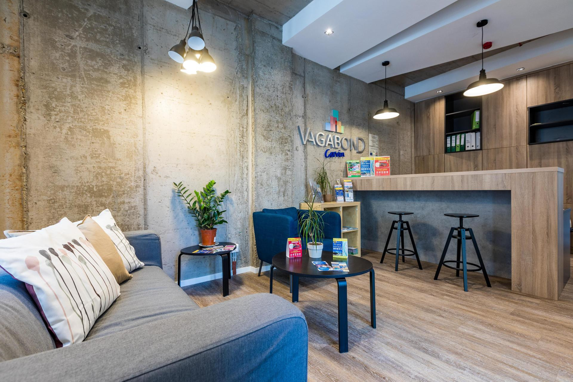 Vista Lobby Vagabond Corvin