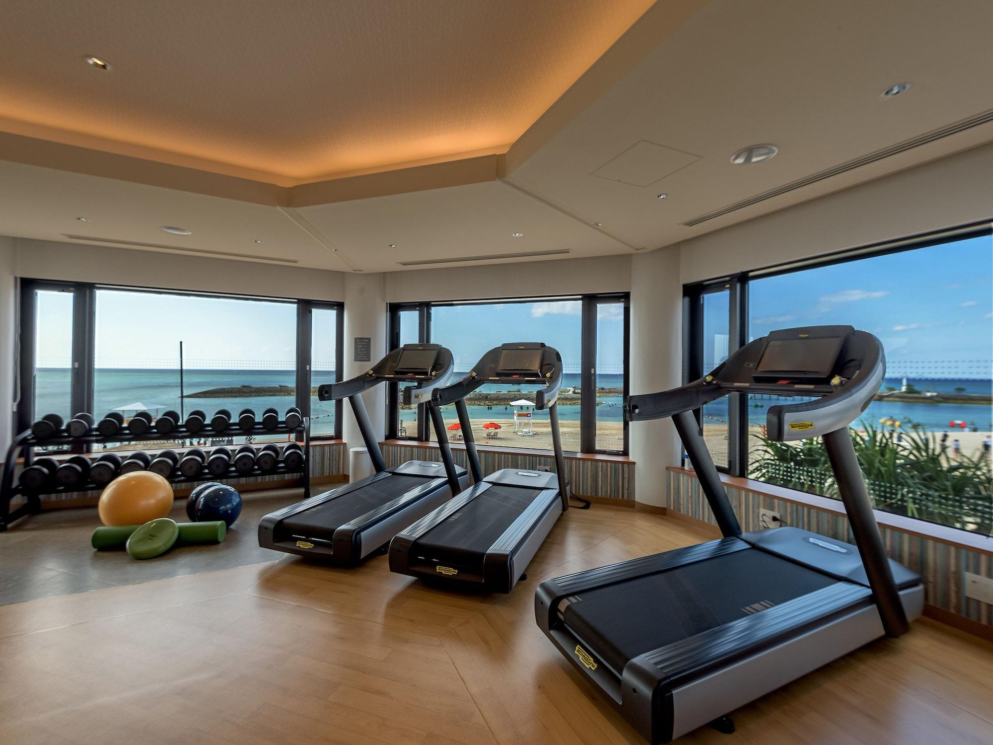 Gimnasio Sheraton OKINAWA SUNMARINA RESORT