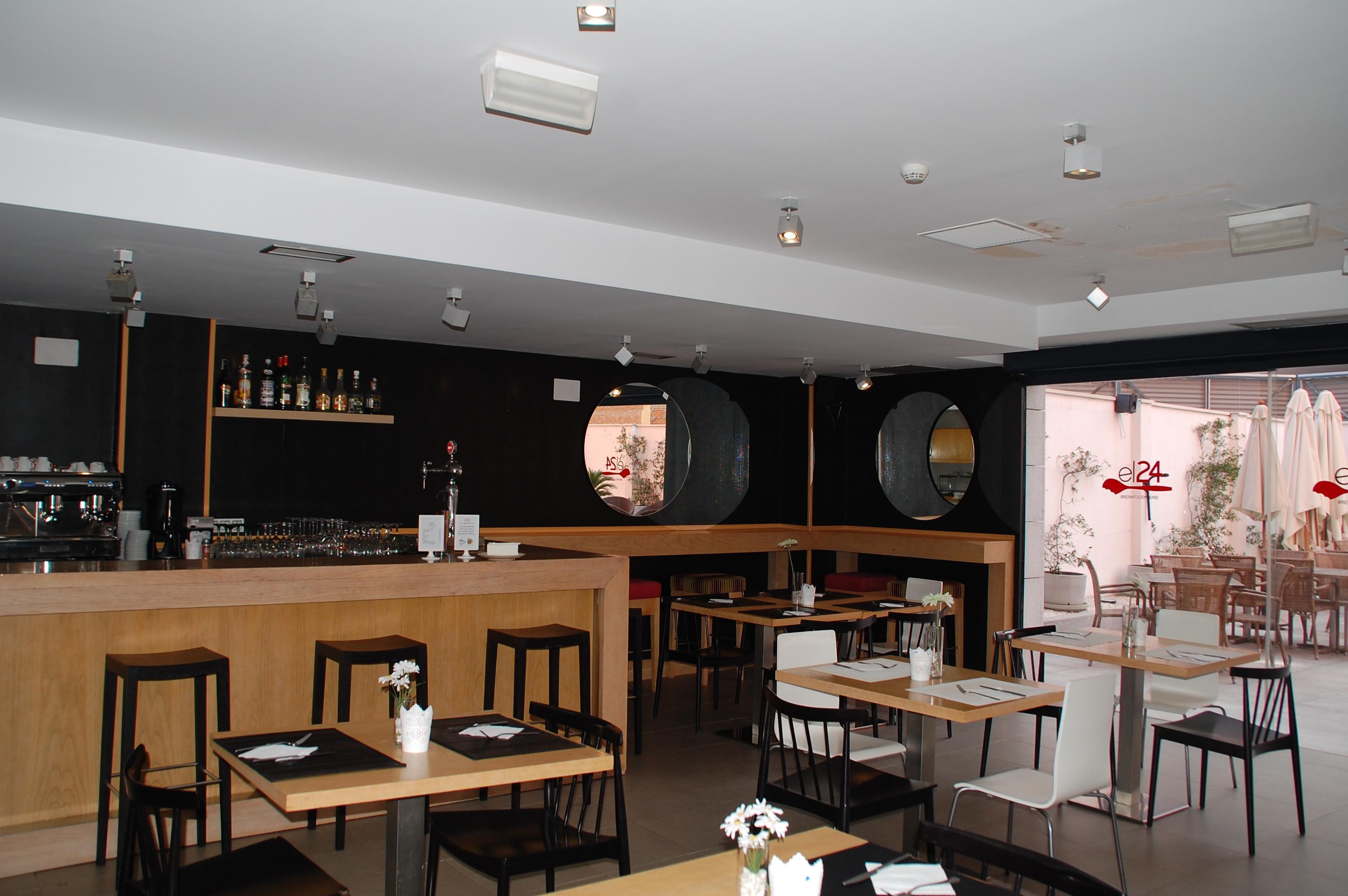 Bar/Salón Eco Alcala Suites
