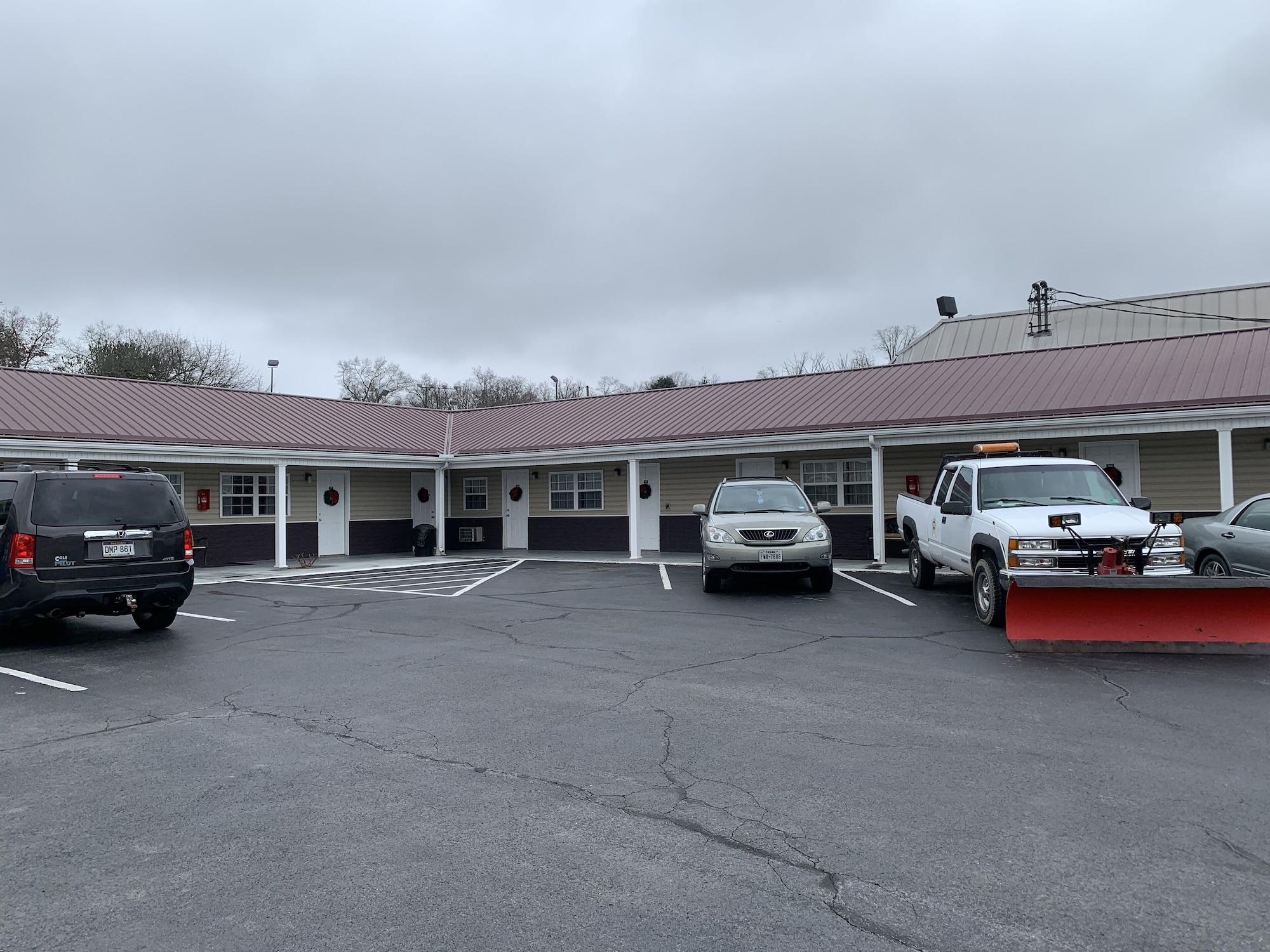 Vista Exterior Turnpike Motel