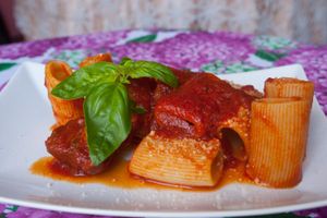 Actividad - Comparte tu amor por la pasta: clase de pasta y tiramisú en grupos pequeños en la casa de un local en Sorrento