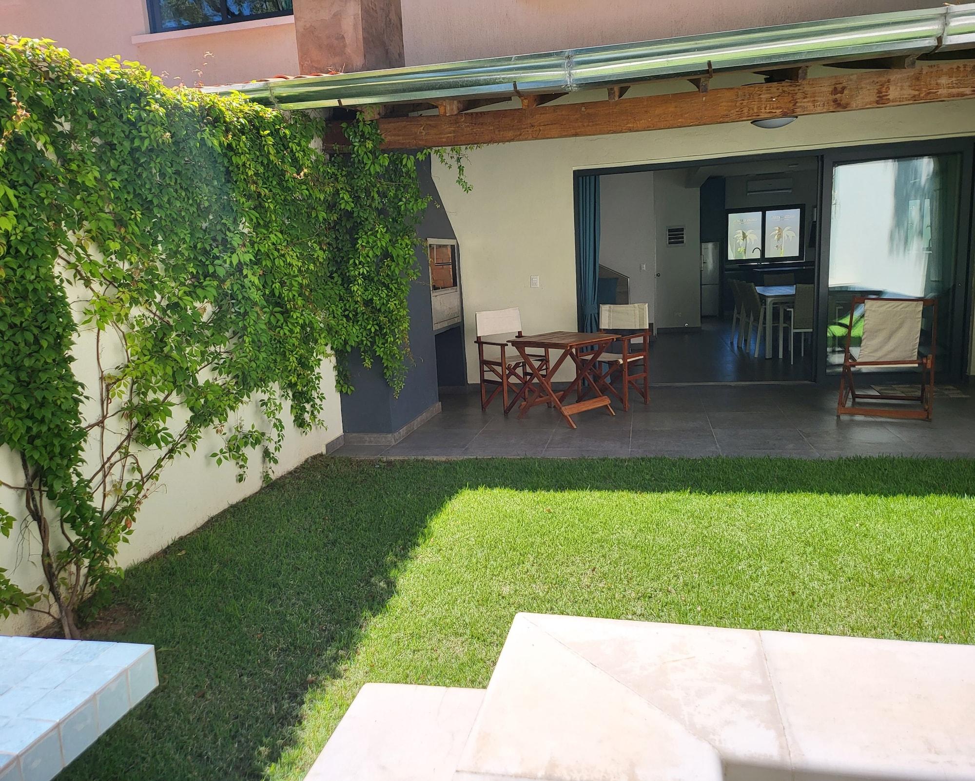 Vista Exterior Oasis-Dream Holidays - La Petite France