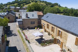 Alojamiento - Chambres d'hôtes - Entre Dolmens et Fontaines