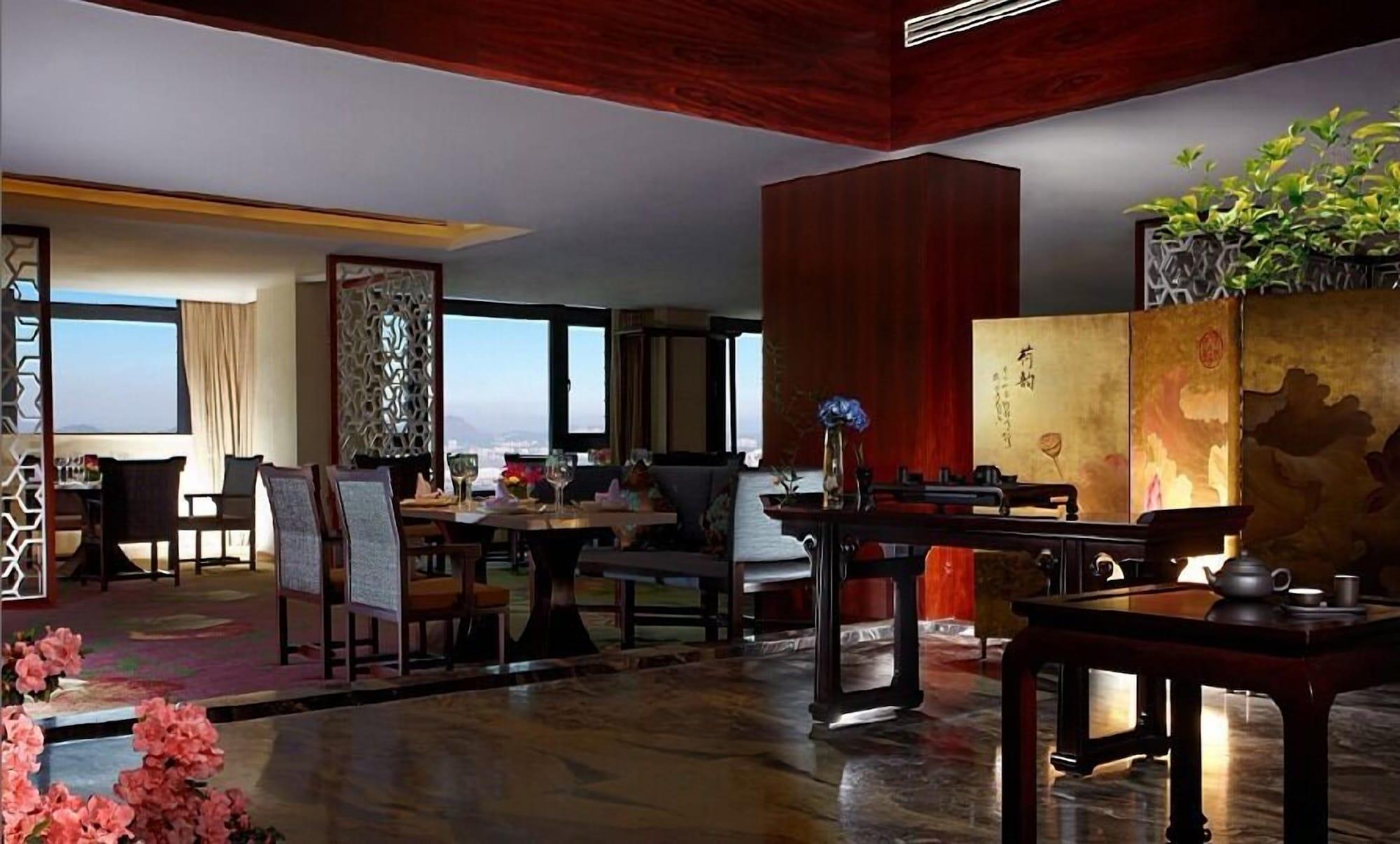Restaurant New Century Grand Hotel Tonglu Hangzhou China