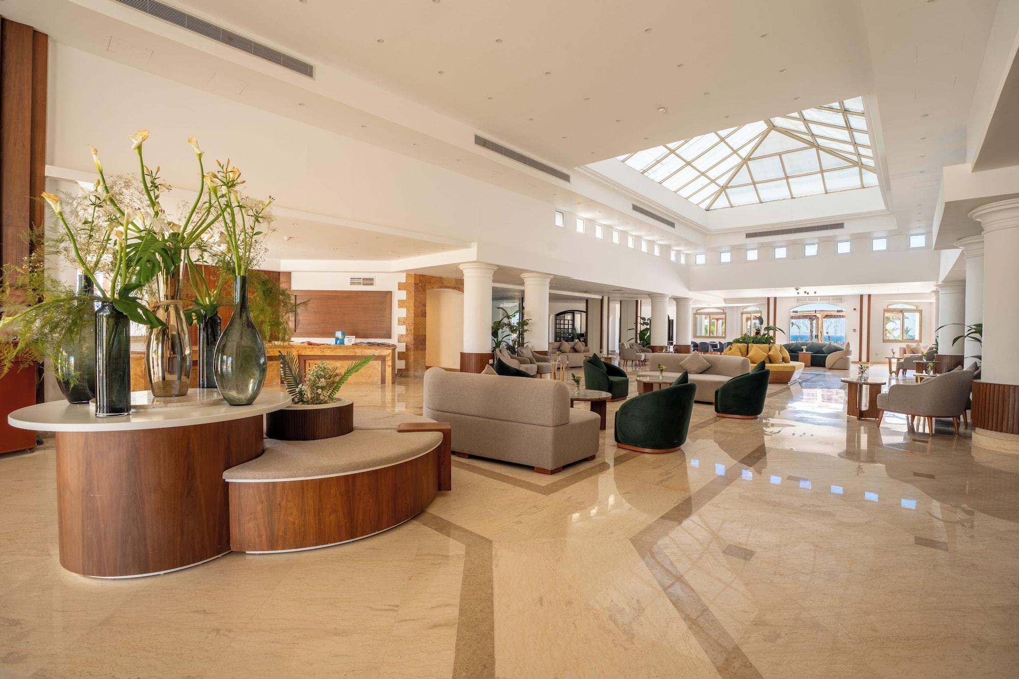 Vista Lobby SUNRISE Juman Beach Resort