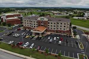 Alojamiento - Holiday Inn Express and Suites Glenpool Tulsa Sout