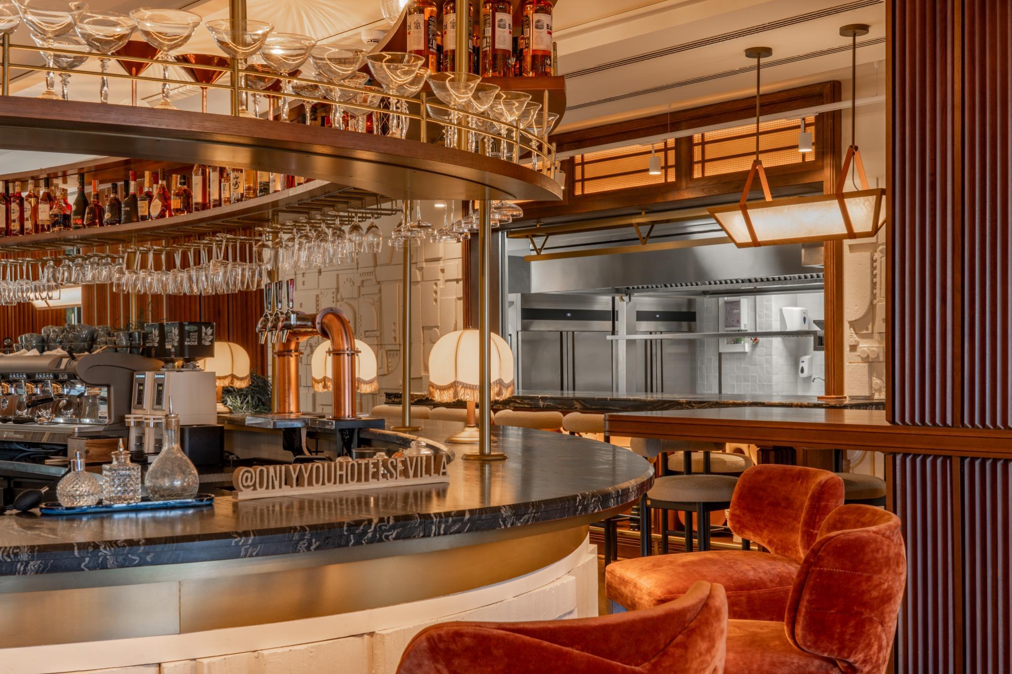 Bar/Salón Only YOU Hotel Sevilla