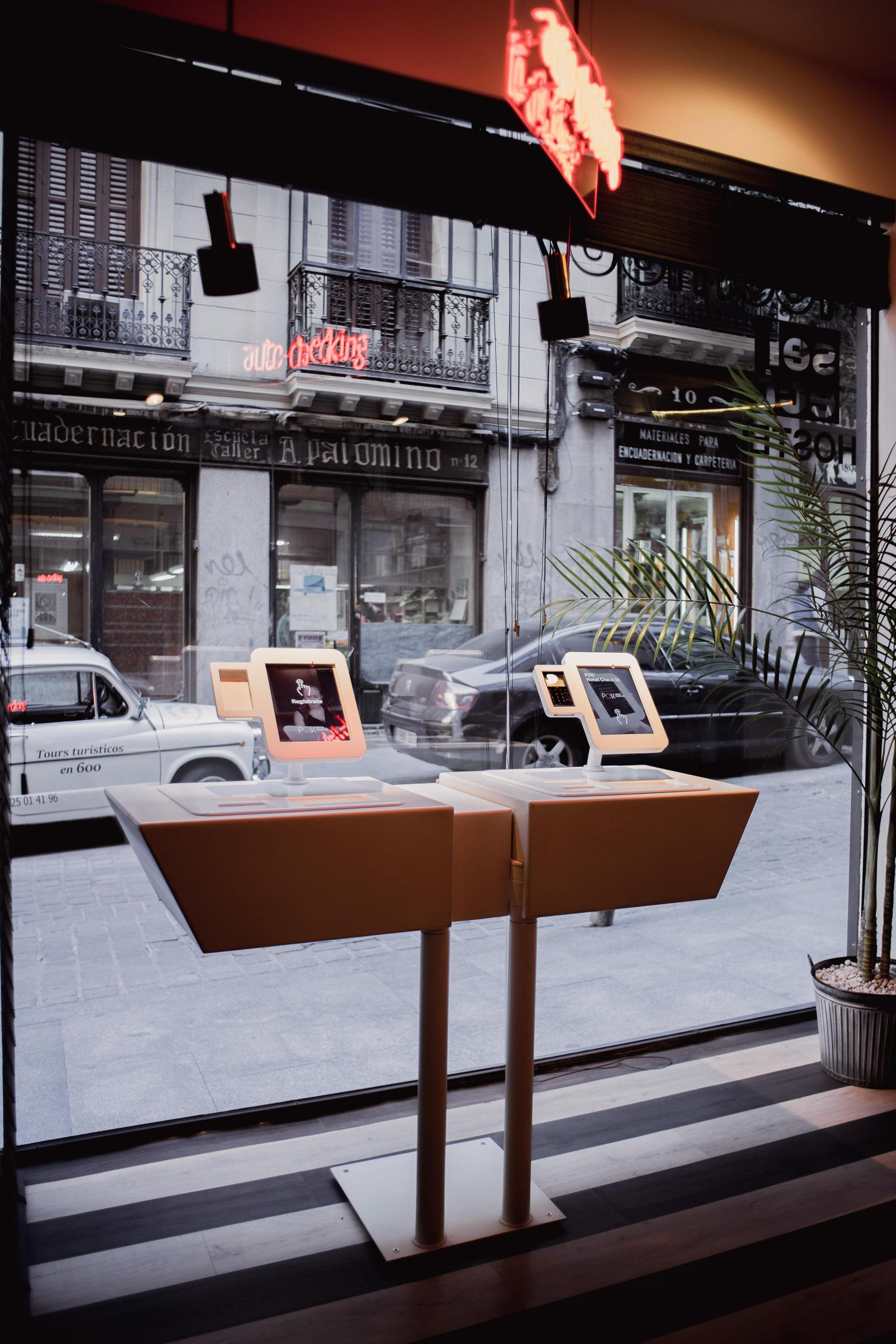 Hotel Room Select Sol