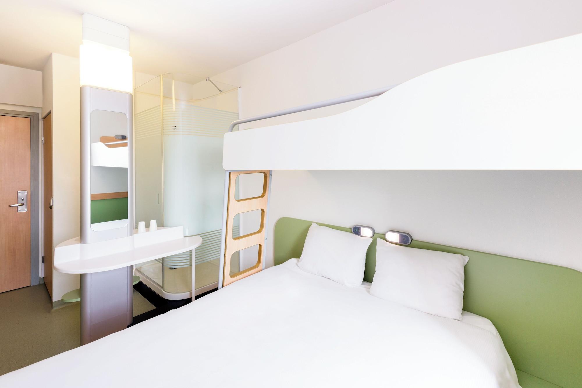 Habitación ibis budget Köln Messe