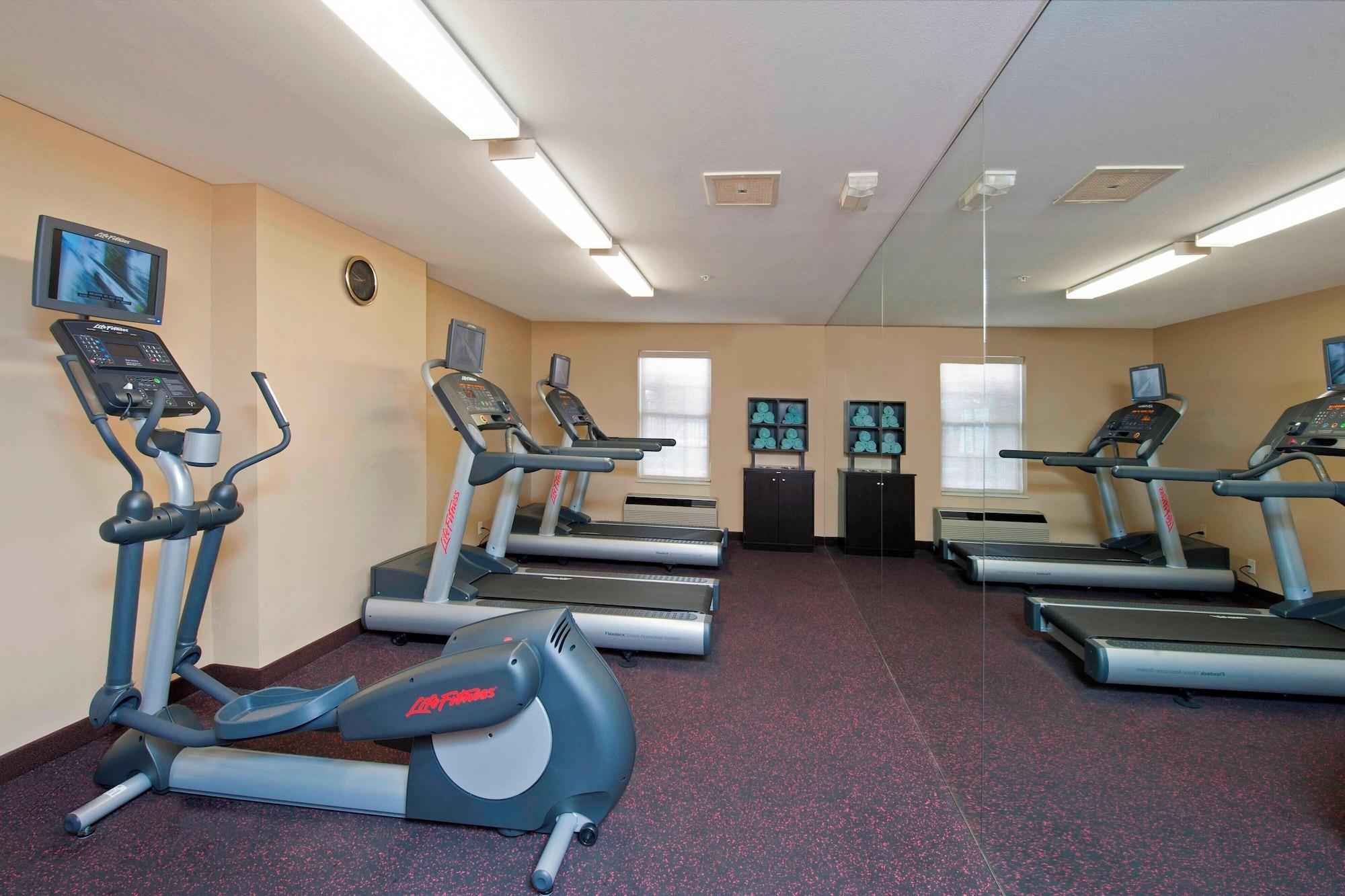 Gimnasio Towneplace Suites By Marriott Bloomington