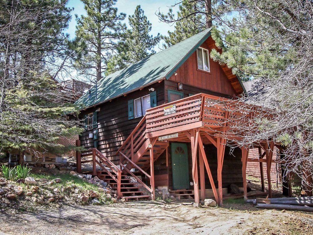 Vista Exterior Bonita Cabin 1154 by RedAwning