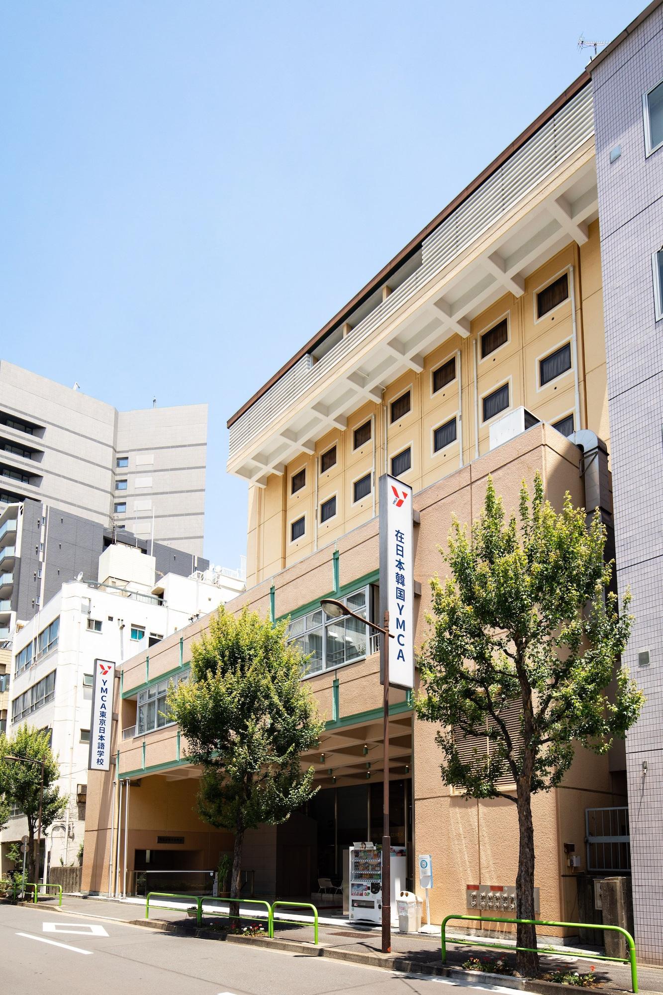 Vista Exterior YMCA Asia Youth Center