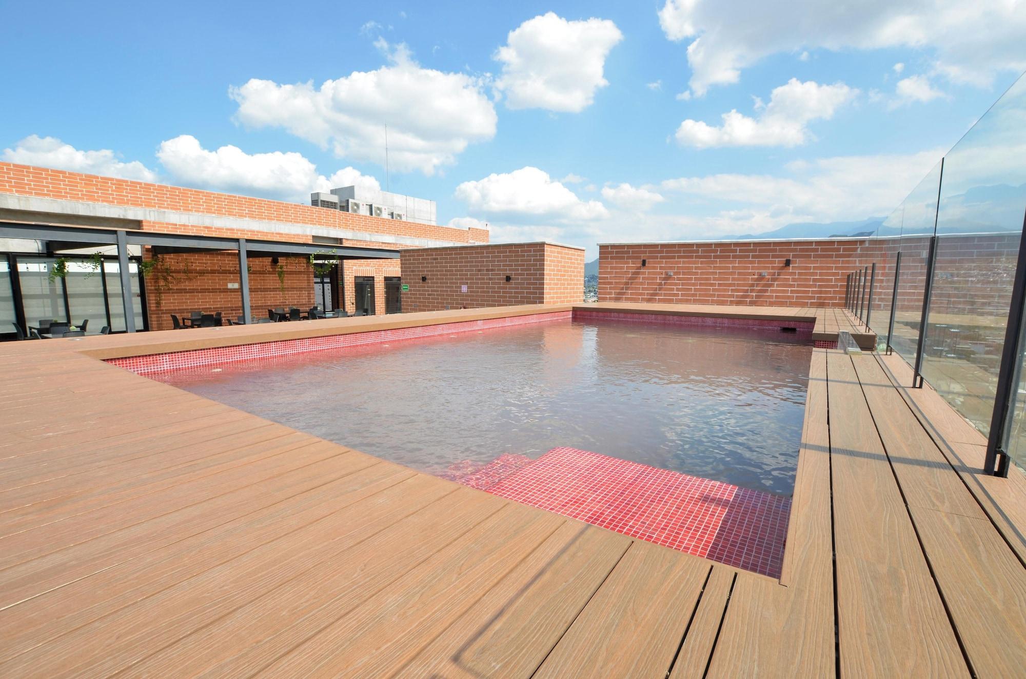 Vista Piscina Barrio Vergel