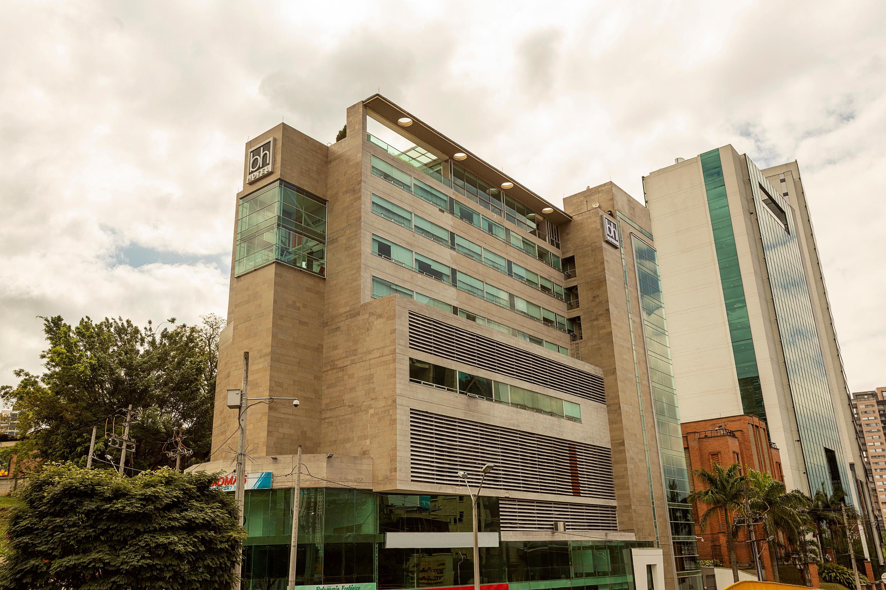 Vista Exterior Hotel BH El Poblado