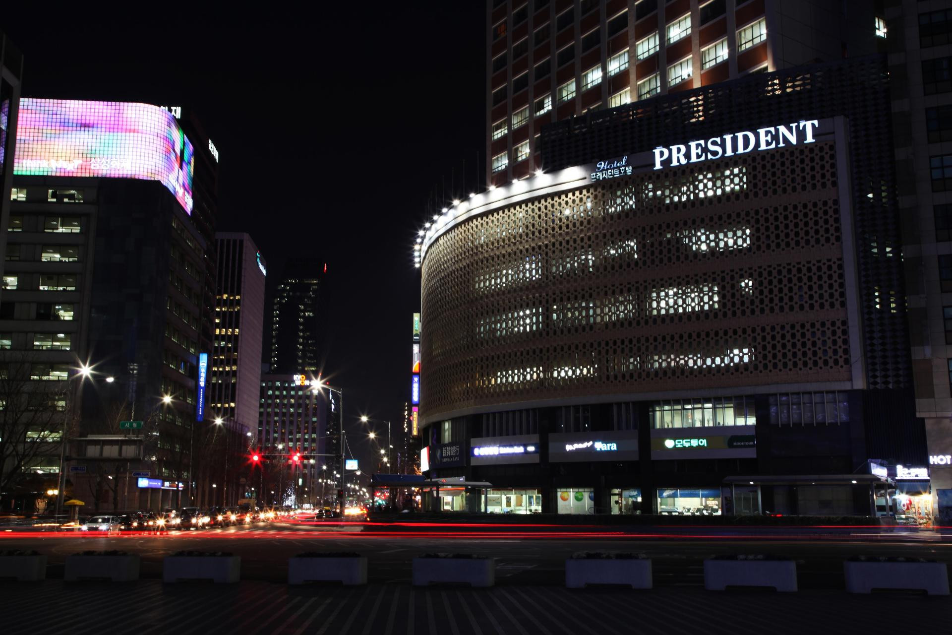 Vista Exterior Hotel President