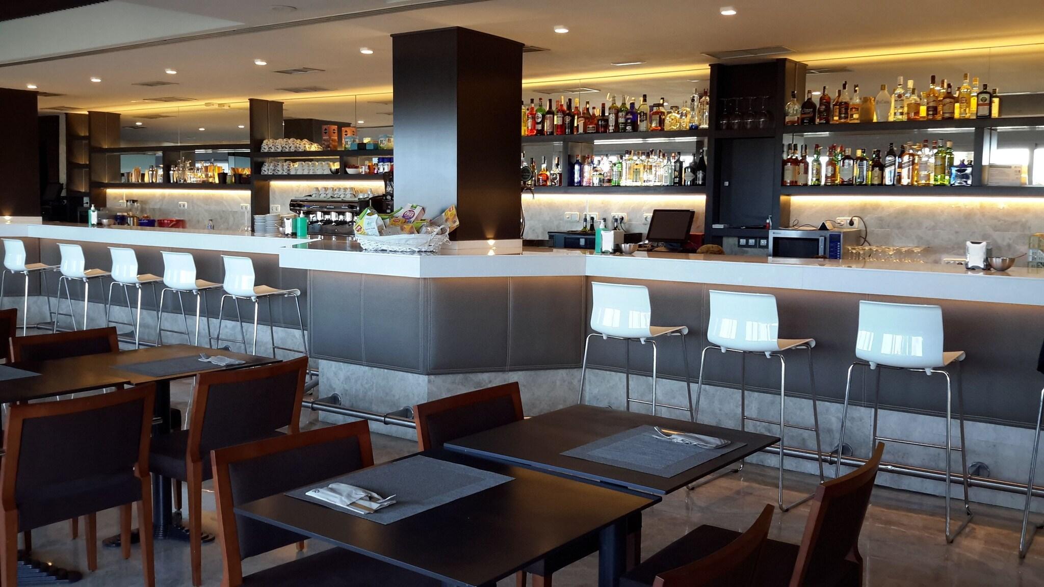 Bar/Salón Avent Verahotel
