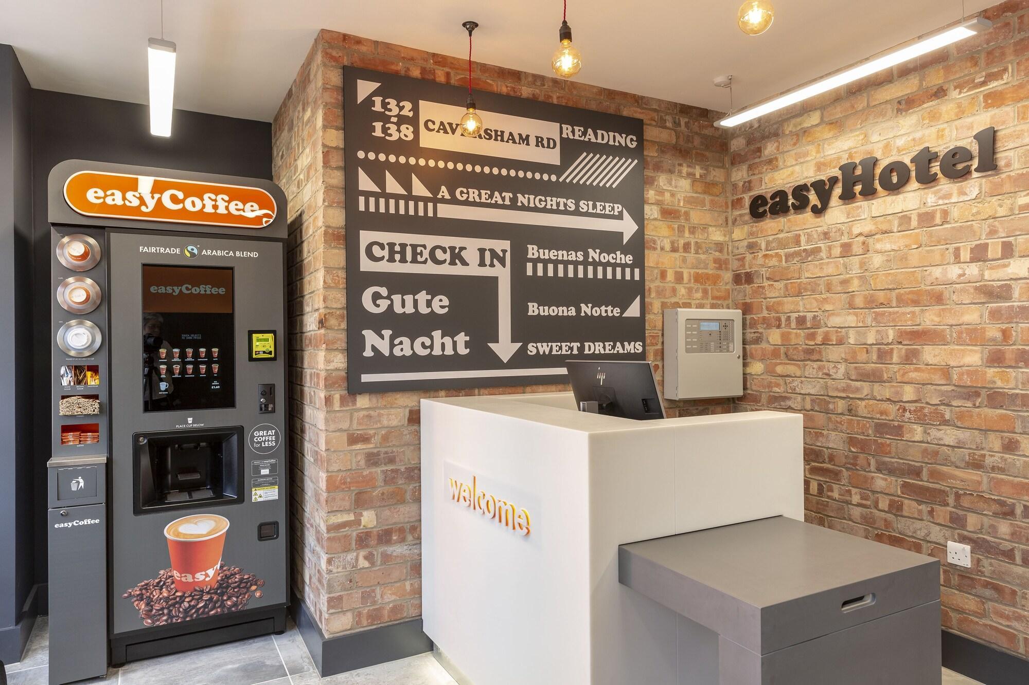 Restaurant easyHotel Reading