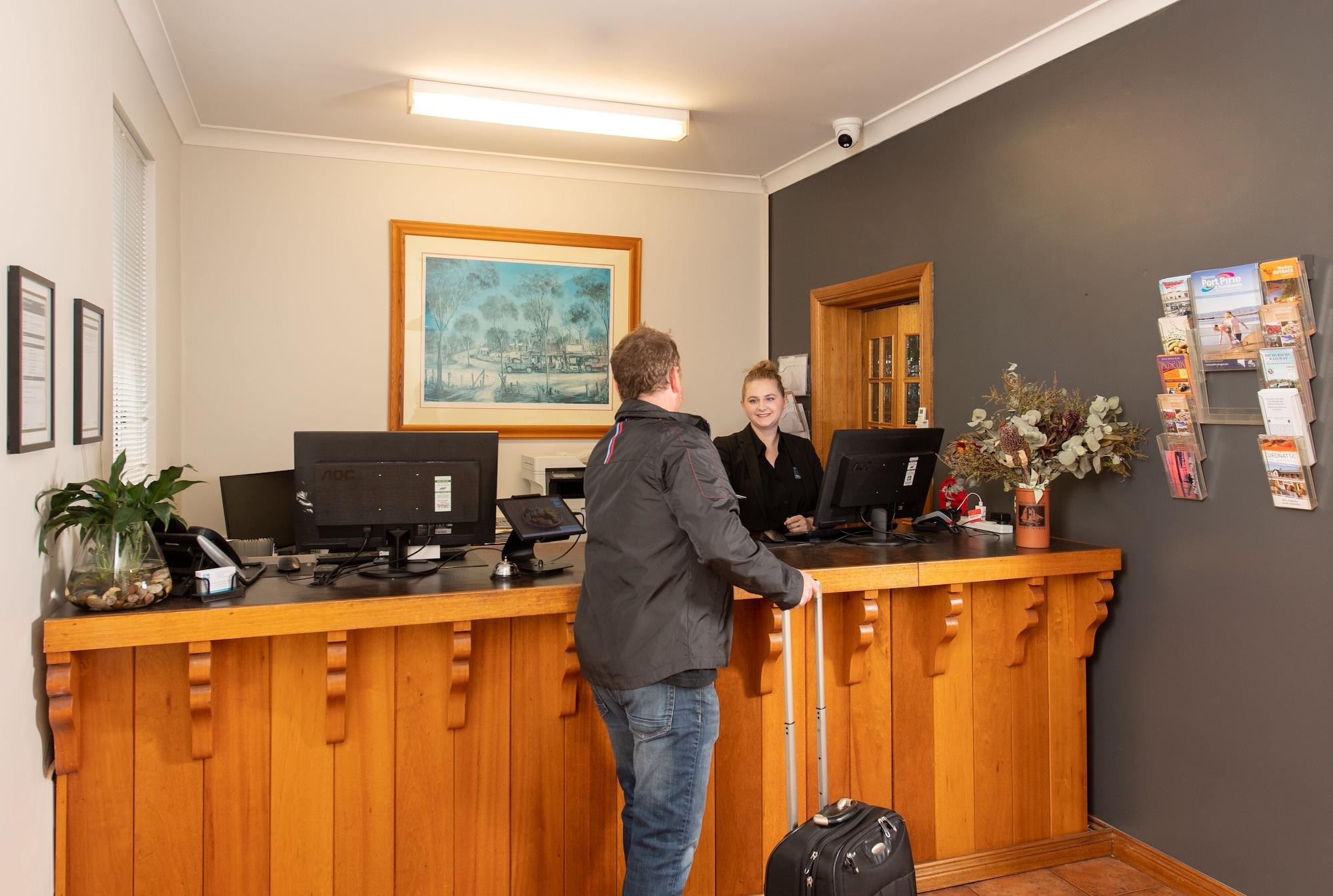 Vista Lobby Breakfree Port Pirie
