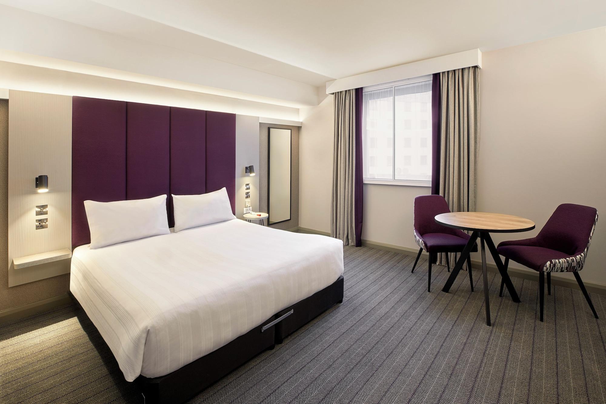 Varios Premier Inn London Waterloo - Lambeth Road