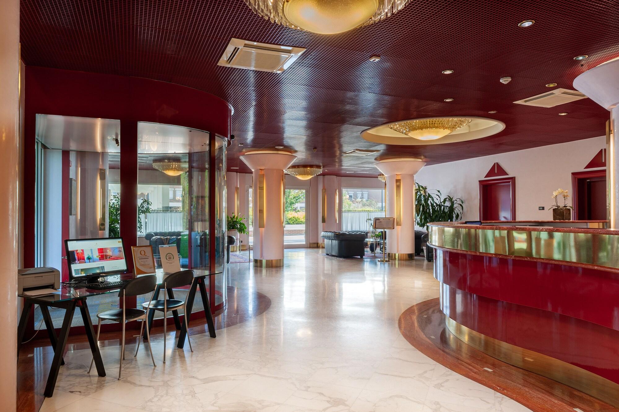 Vista Lobby Agorà Palace Hotel