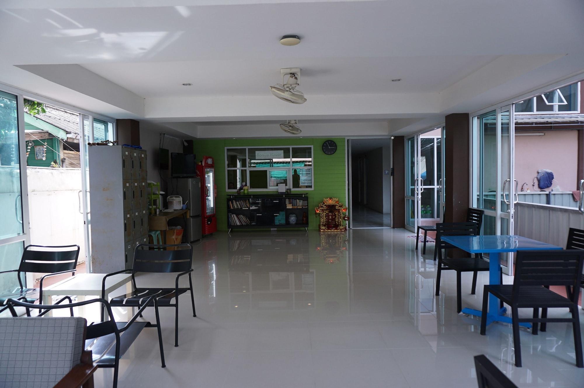 Varios Bonita House