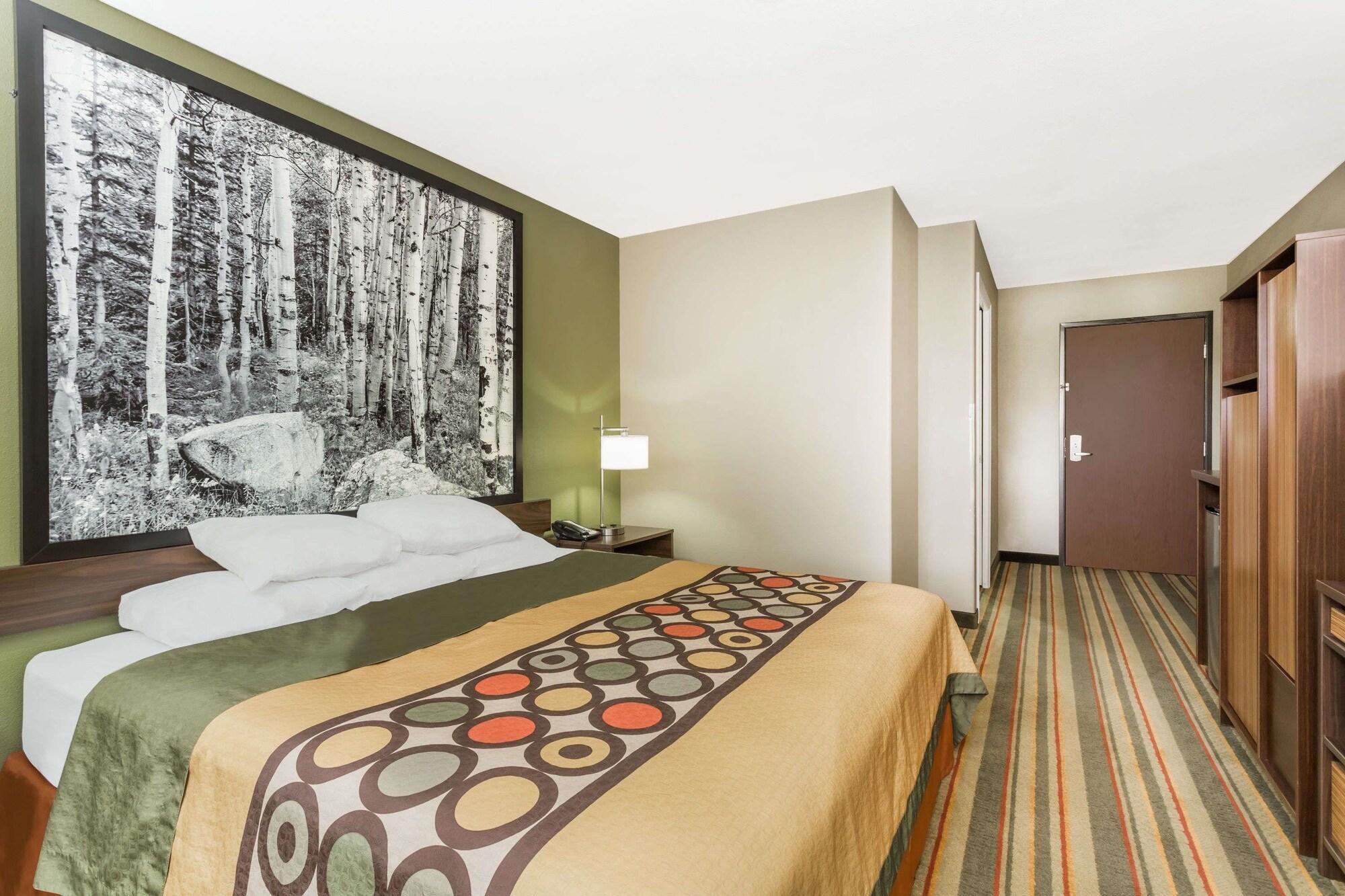 Habitación Super 8 by Wyndham Montrose