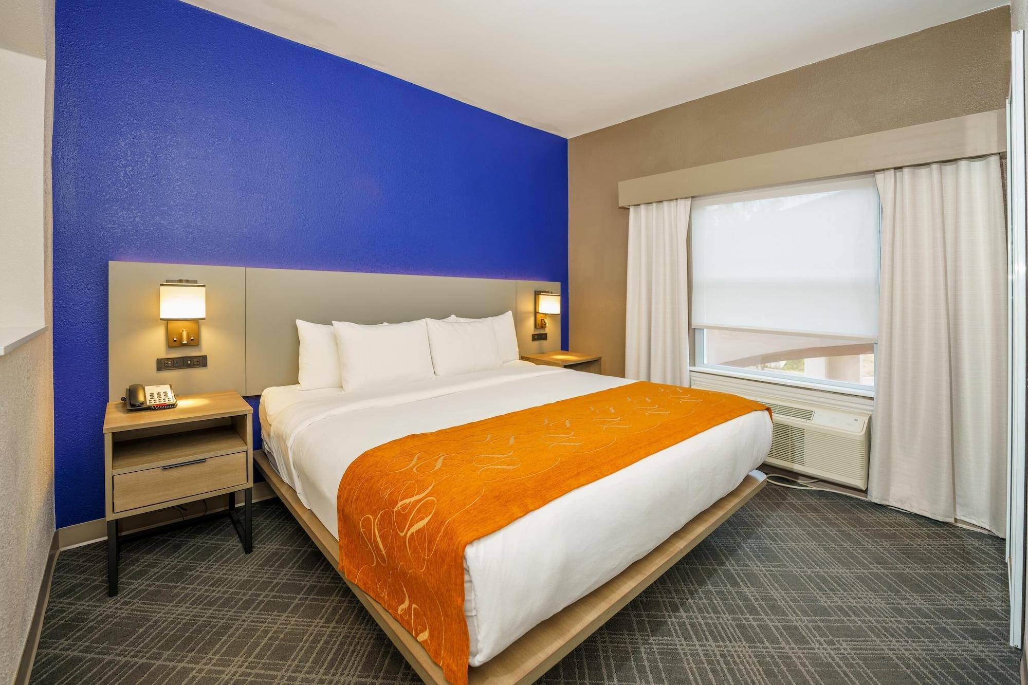Habitación Comfort Suites University Drive