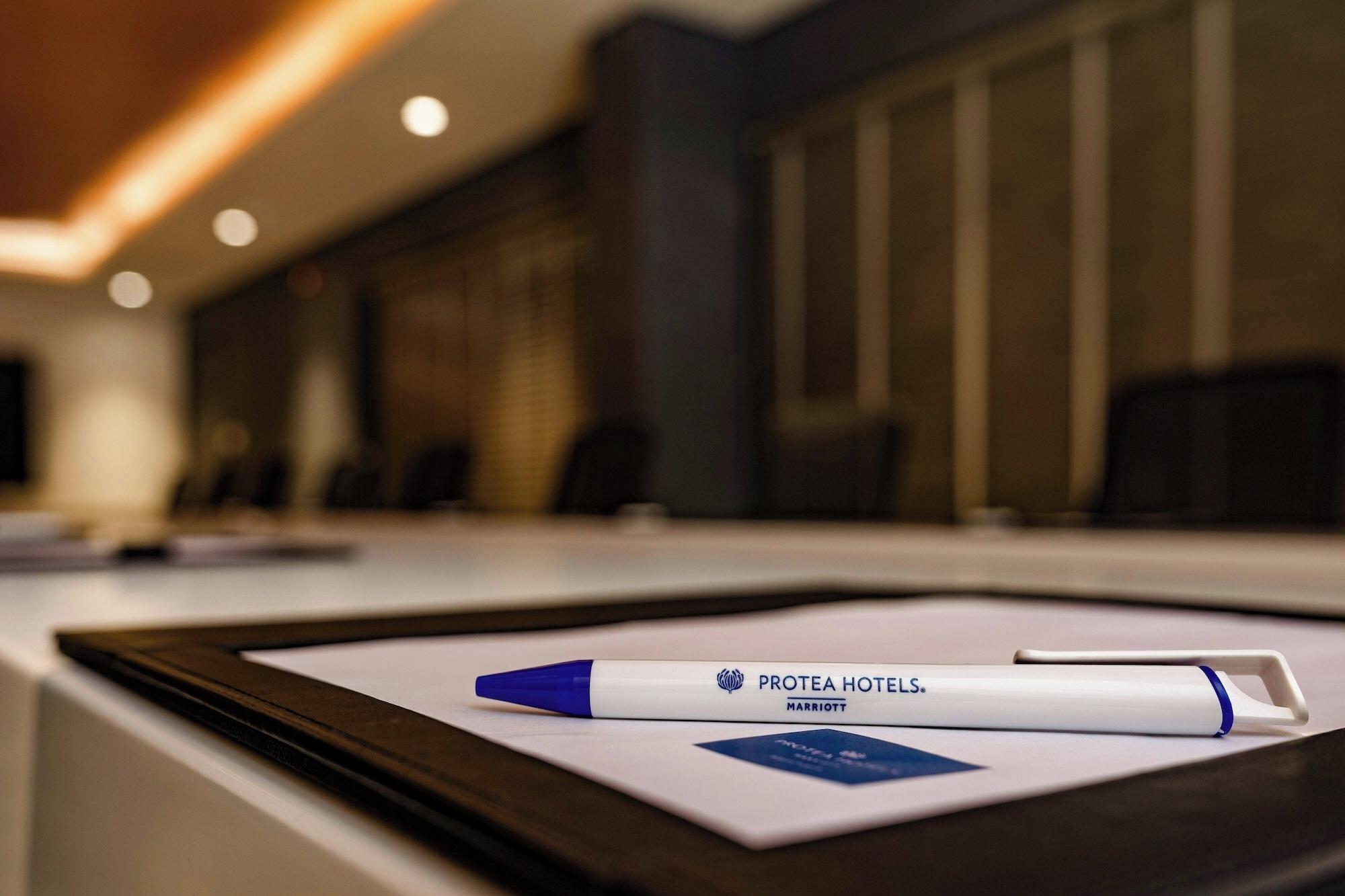Sala de Reuniones Protea Hotel by Marriott Kinshasa