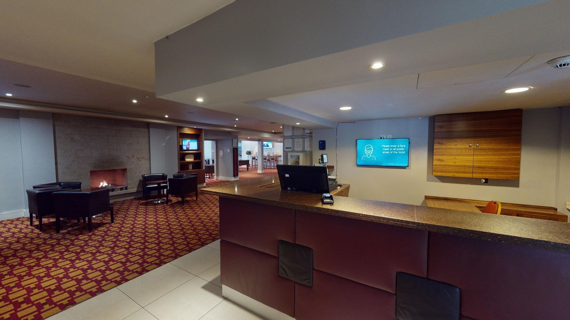 Vista Lobby Aberdeen Airport Dyce Hotel, Sure Hotel Collection by BW