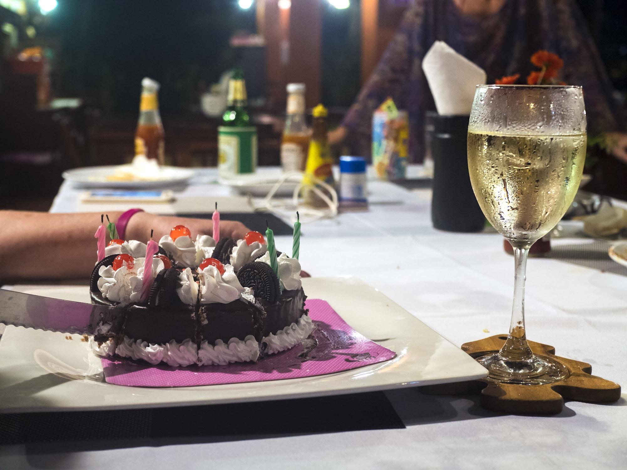 Restaurant Baan Mai Beachfront Phuket Lone Island