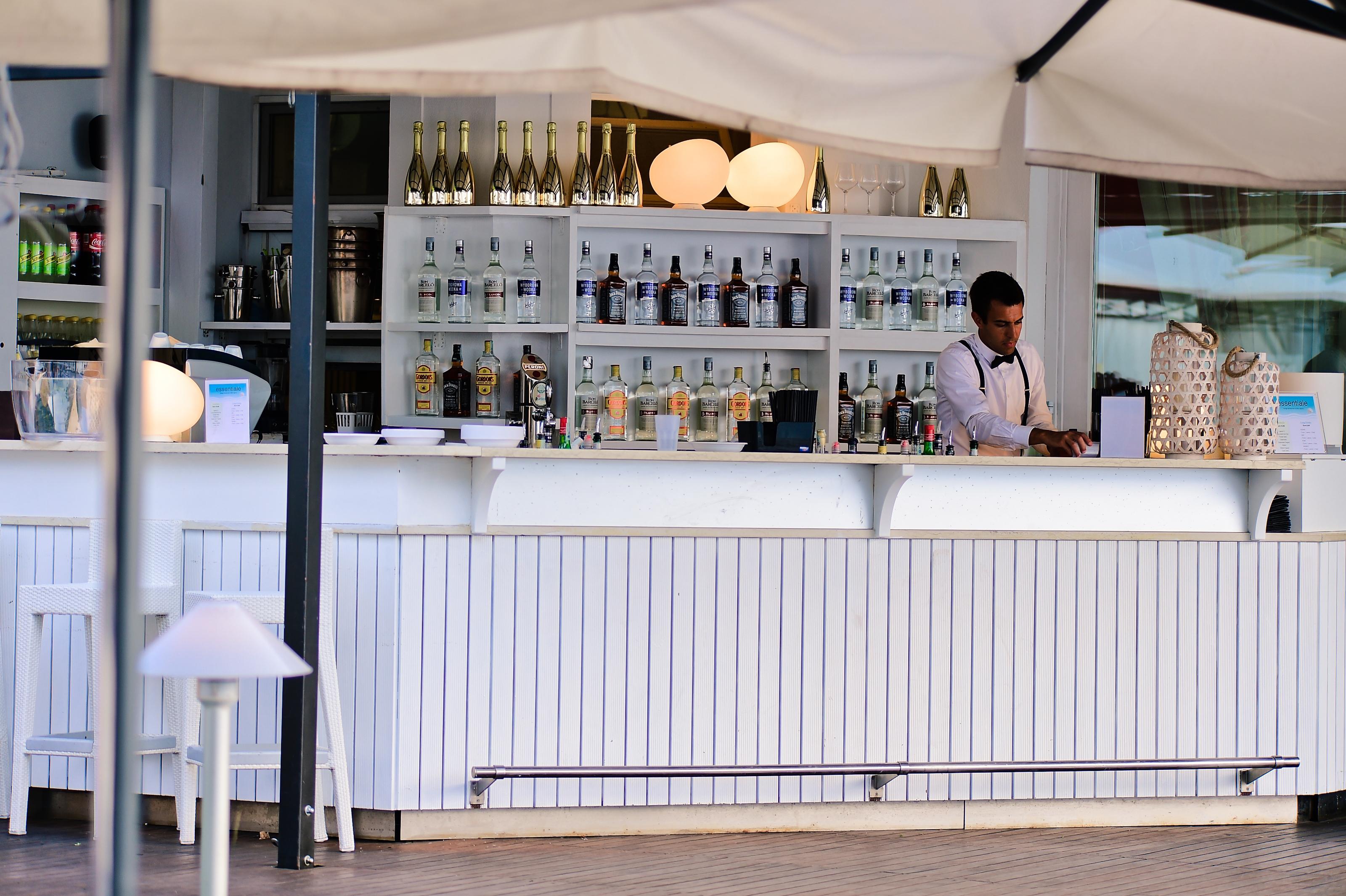 Bar/Salón Villa Laguna