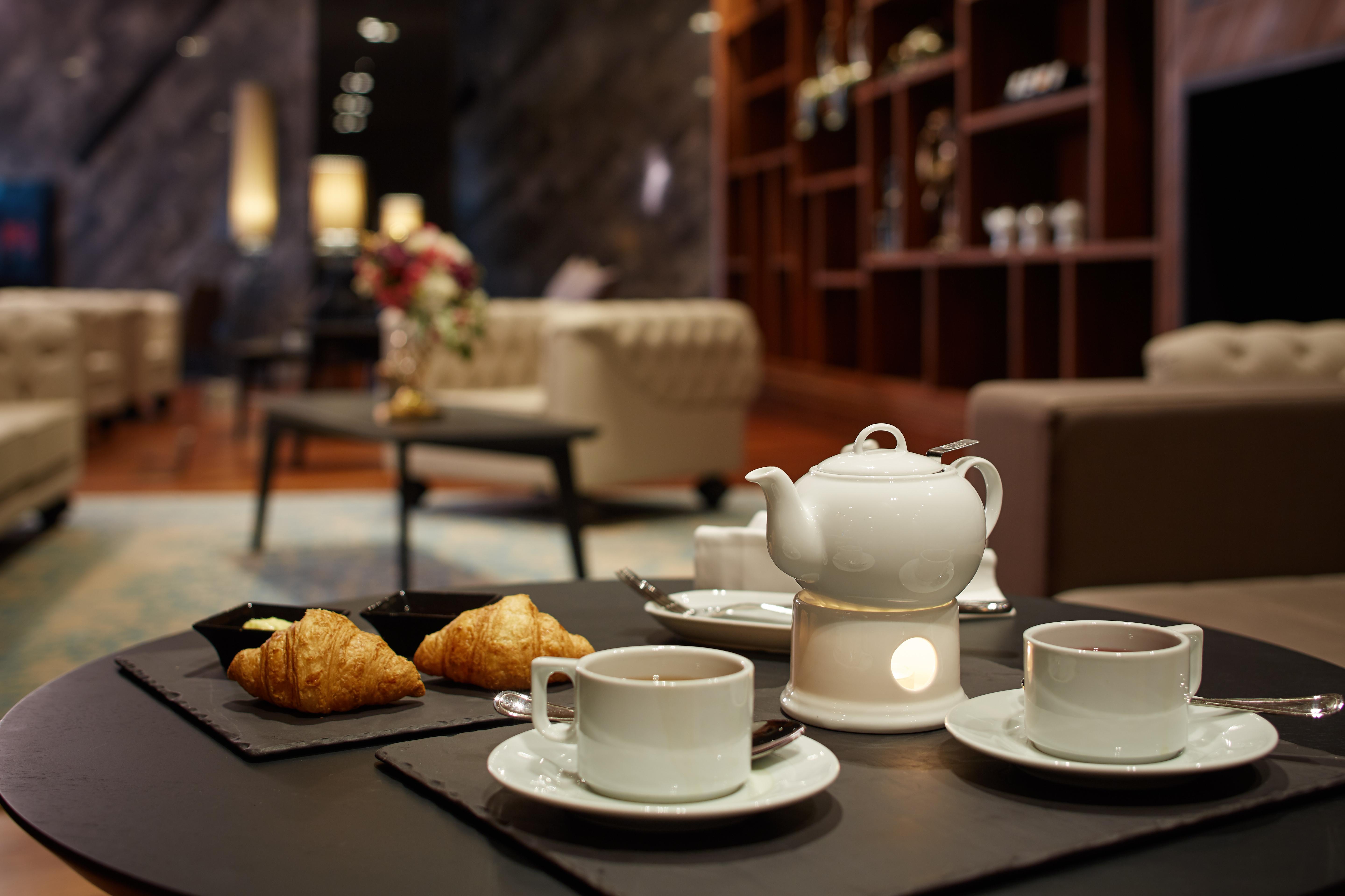 Bar/Salón Pullman Istanbul Hotel & Convention Center