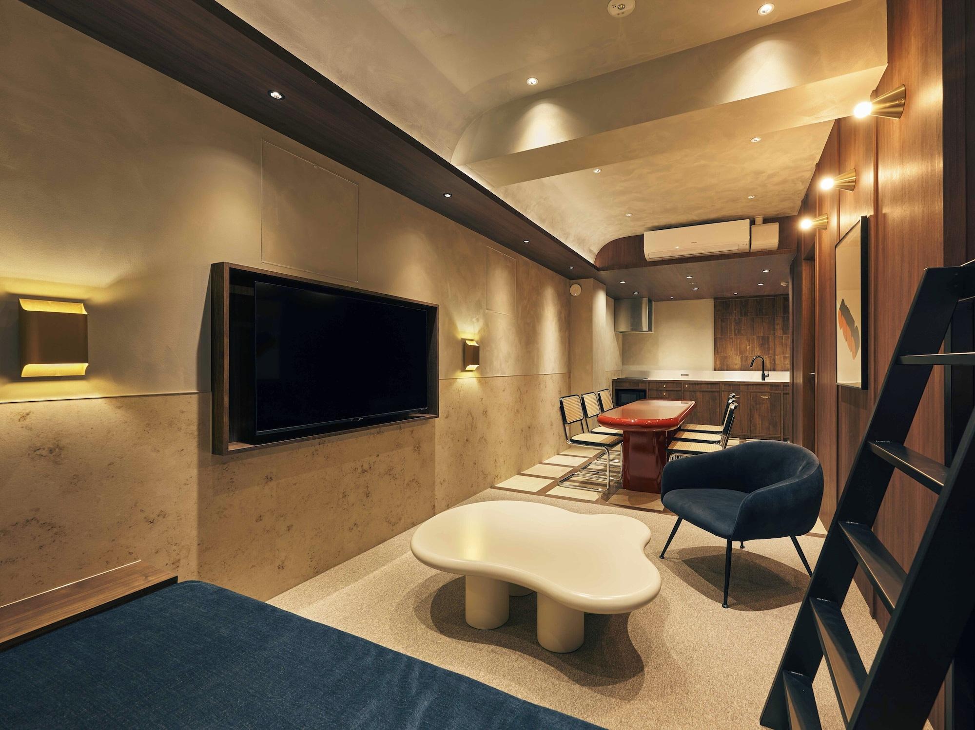 Varios illi Noa Hamamatsucho