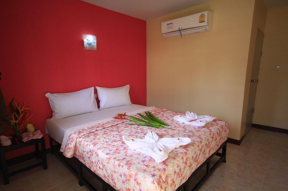 Varios Pongpan House