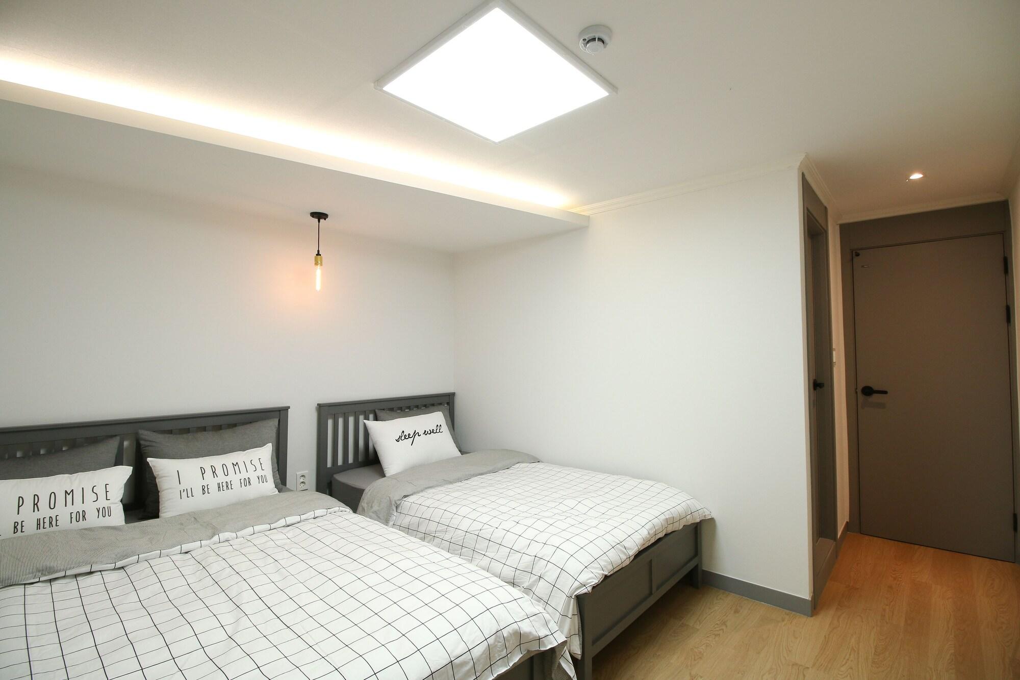 Varios Heima Guesthouse Hongdae