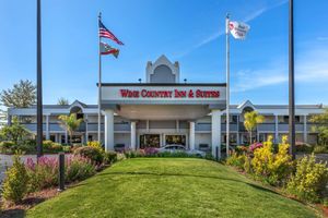 Alojamiento - Best Western Plus Wine Country Inn & Suites