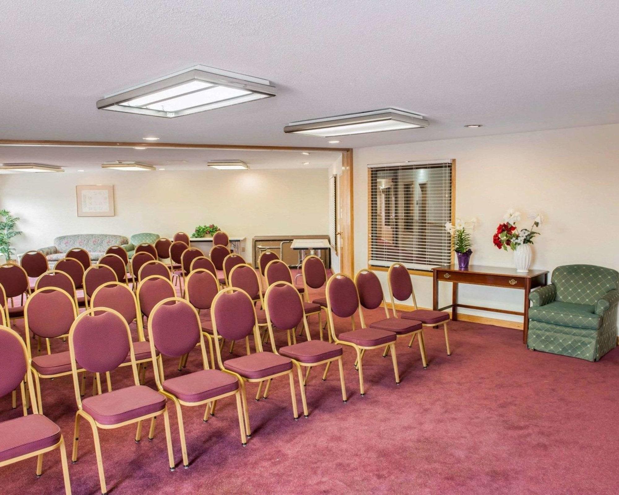 Sala de Reuniones Quality Inn & Suites