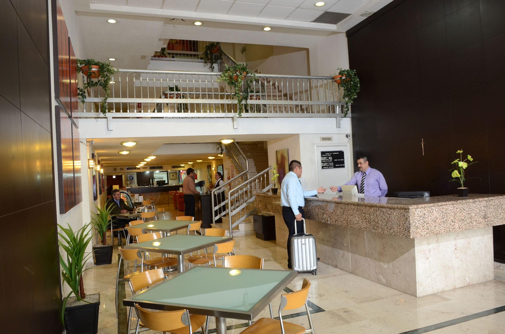 Vista Lobby Hotel Madero Express
