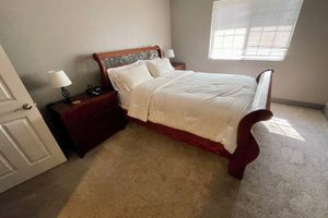 Alquiler Vacacional - Private top floor spacious 1 bedroom retreat - Guesthouse