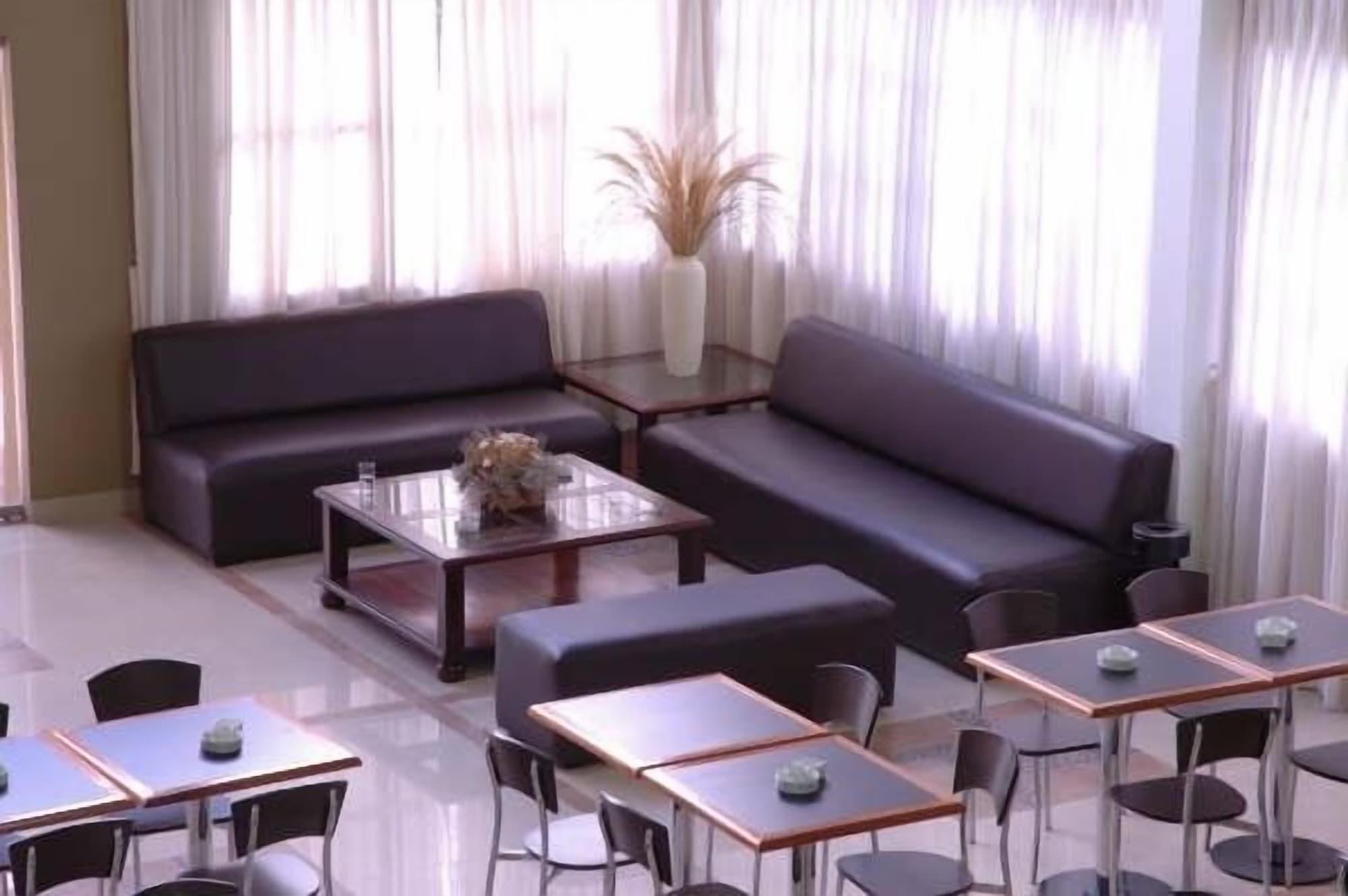 Bar/Salón Hotel Boutique Aybal