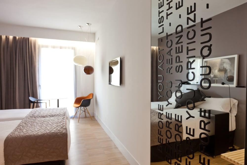 Hotel Alexandra Barcelona Hotel, Curio Collection by Hil