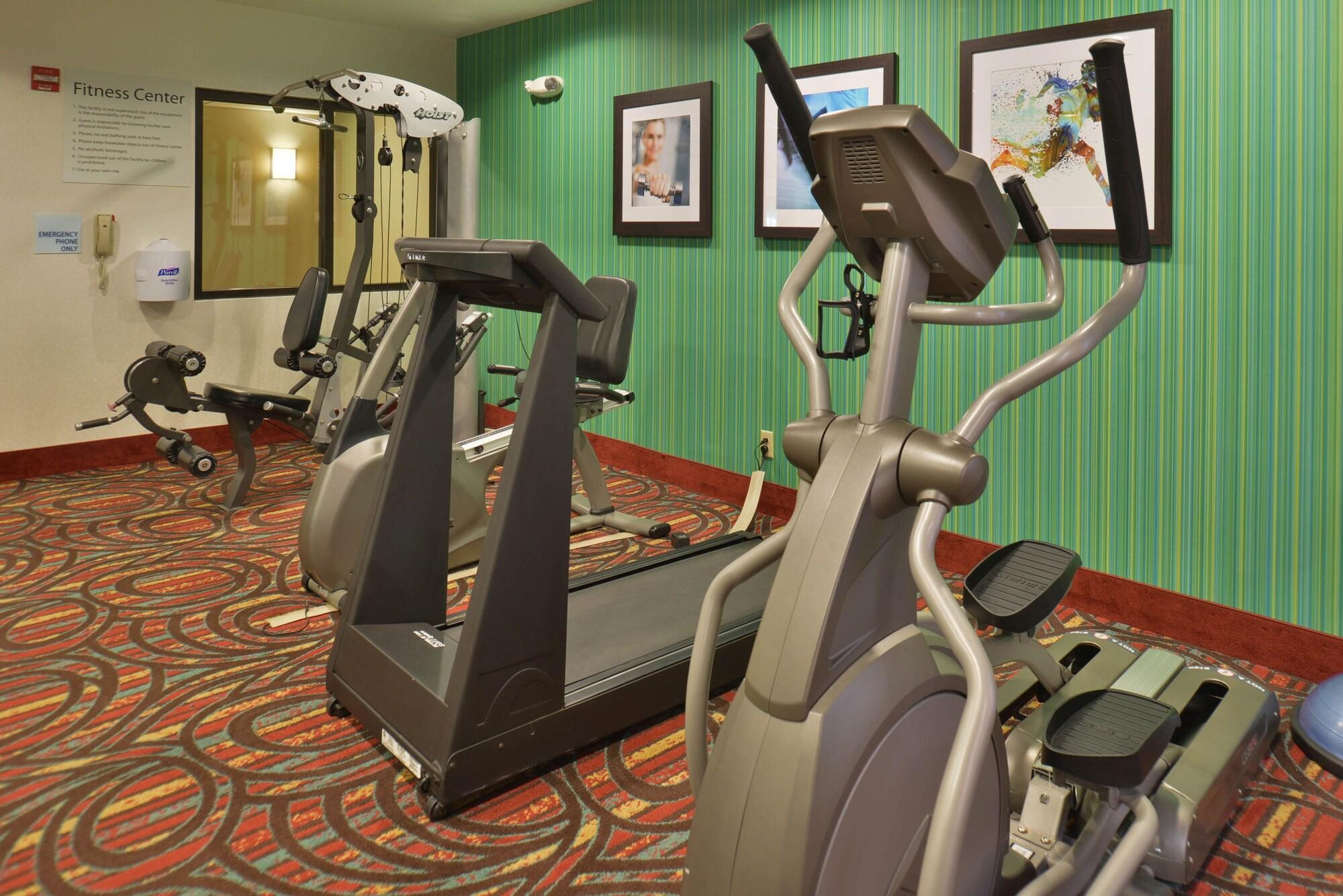 Gimnasio Holiday Inn Express & Suites Lonoke by IHG