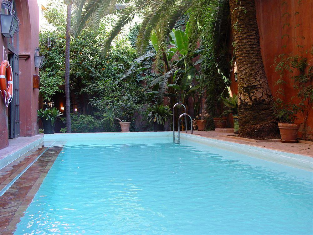 Vista Piscina Casa de Carmona
