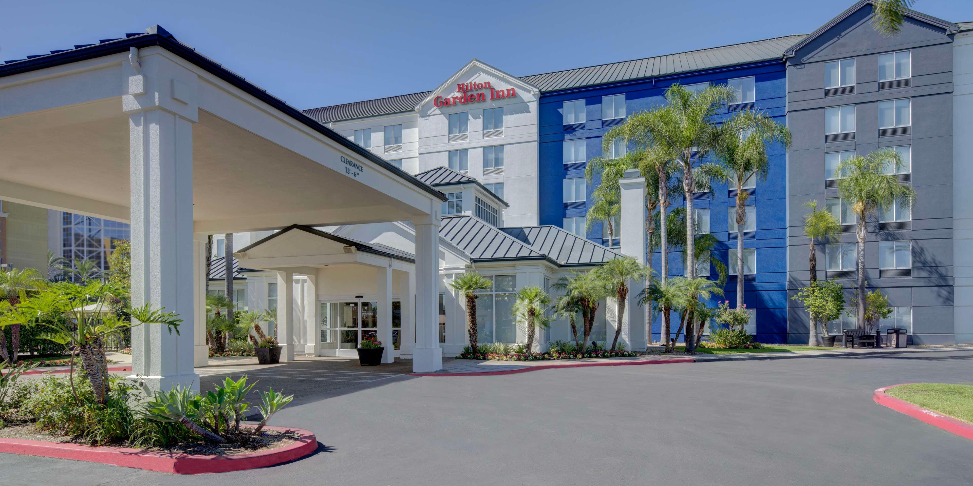 Vista Exterior Hilton Garden Inn Anaheim Garden Grove