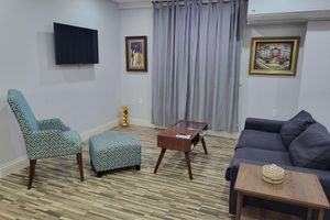 Alquiler Vacacional - Modern 2-bedroom, 2 bath unit close to Embassies