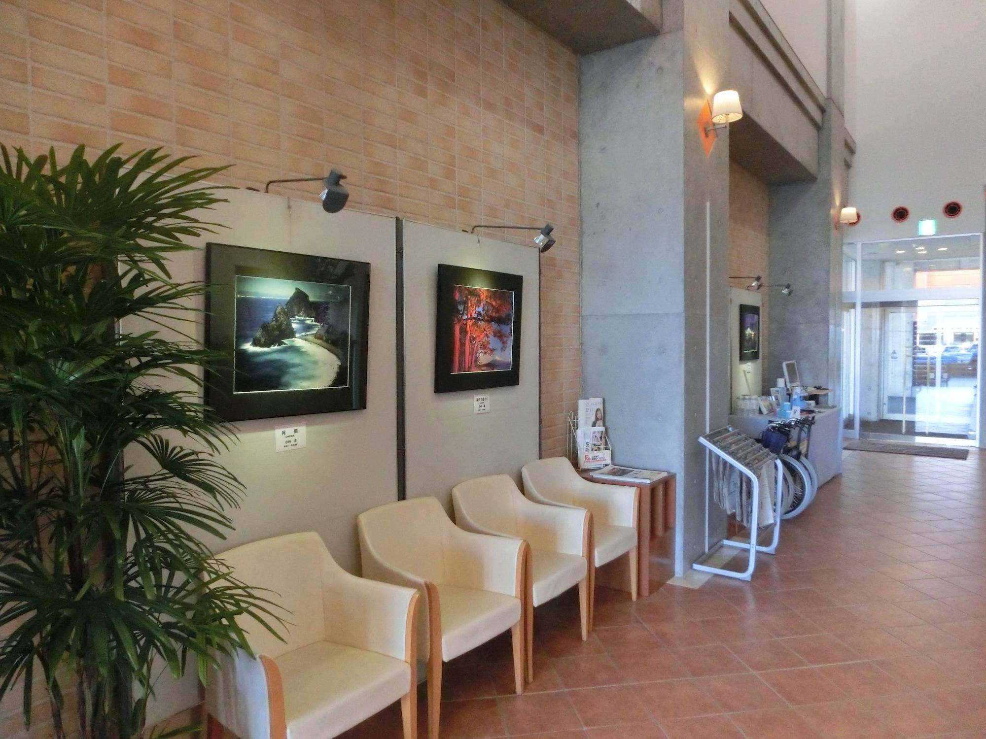 Vista Lobby APA Hotel Fuji Chuo